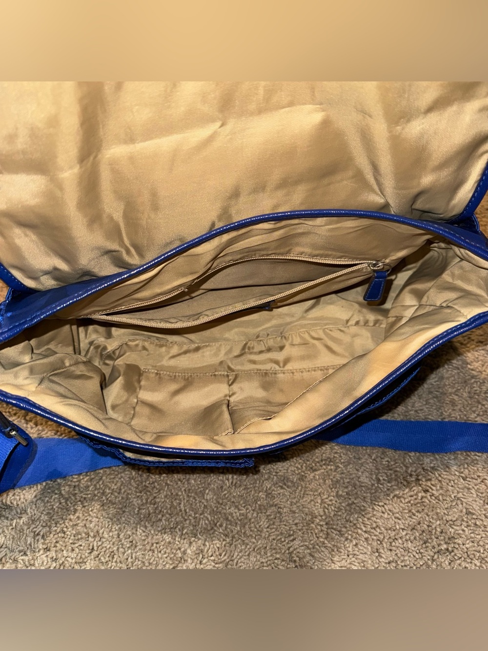 Coach Electric Blue Signature Crossbody Bag - Picture 4 of 9